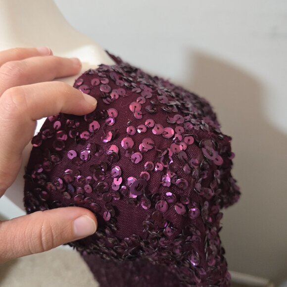 Sz 10 Adrianna Papell Scoop Back S/S Sequin Mesh Gown in Cabernet - Picture 4 of 11